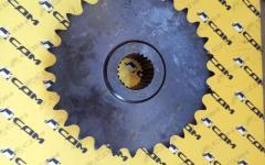 Звезда привода колес передняя 28 зубьев CDM312 30304100013